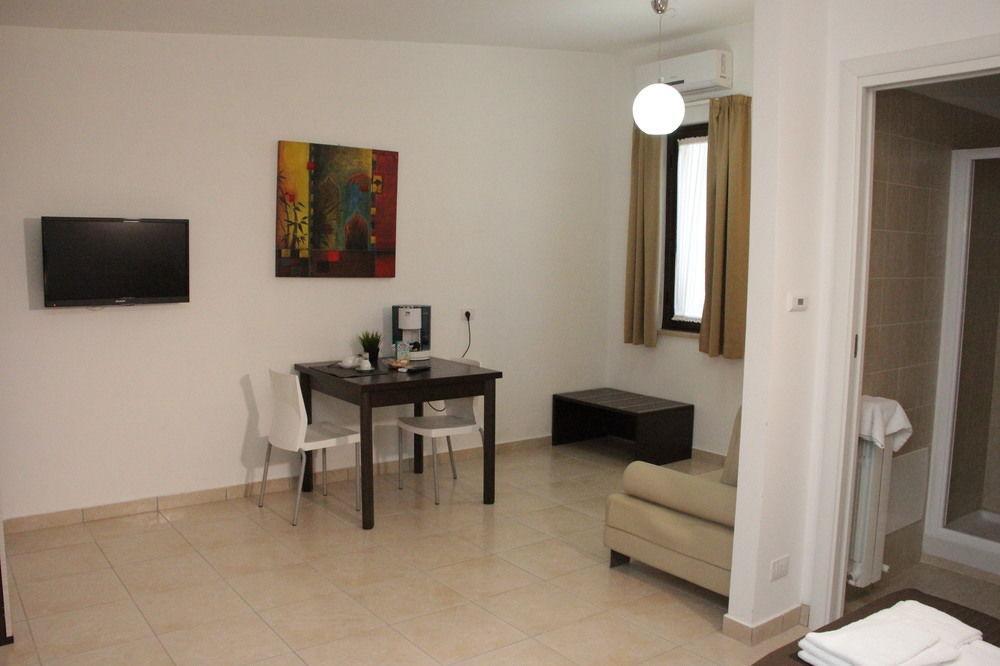 San Michele Apartments&Rooms Catanzaro Exterior foto